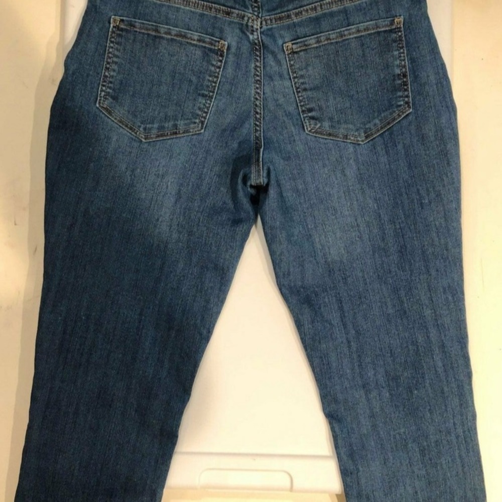OshKosh Girls skinny Jeans (with purchase) - Picture 2 of 4
